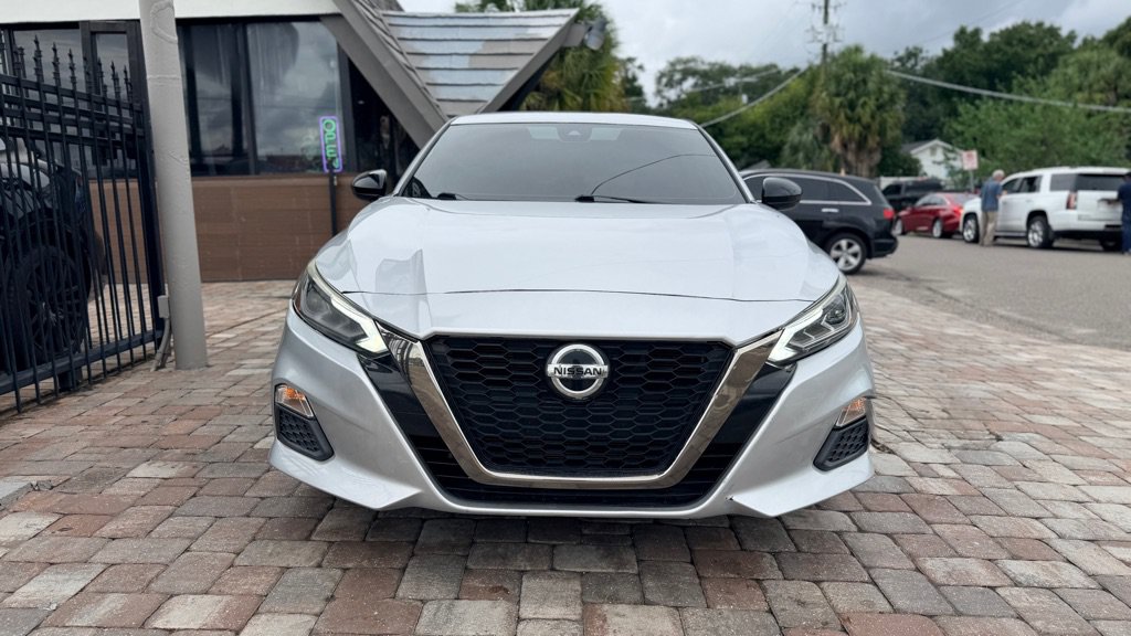 Used 2020 Nissan Altima 2.5 SR FWD image 4
