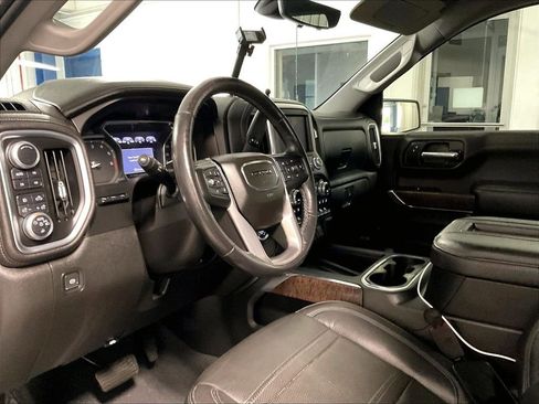 Used 2019 GMC Sierra 1500 Denali w/ Denali Ultimate Package AWD/4WD image 8
