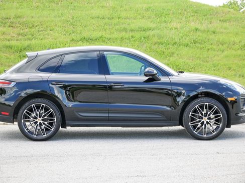 Certified 2026 Porsche Macan AWD/4WD image 15