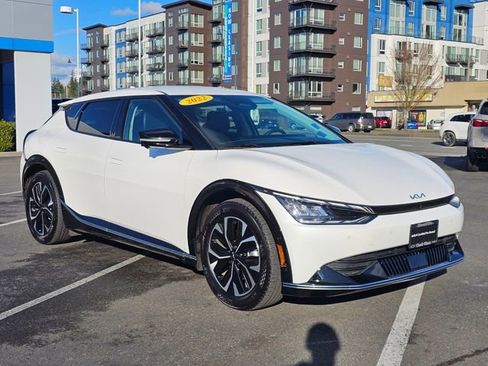 Certified 2022 Kia EV6 Wind w/ Wind Technology Package image 8