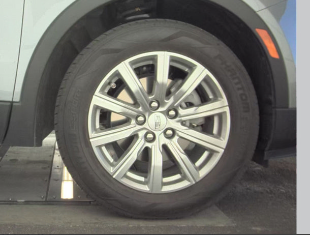 Used 2023 Cadillac XT4 Premium Luxury FWD image 11