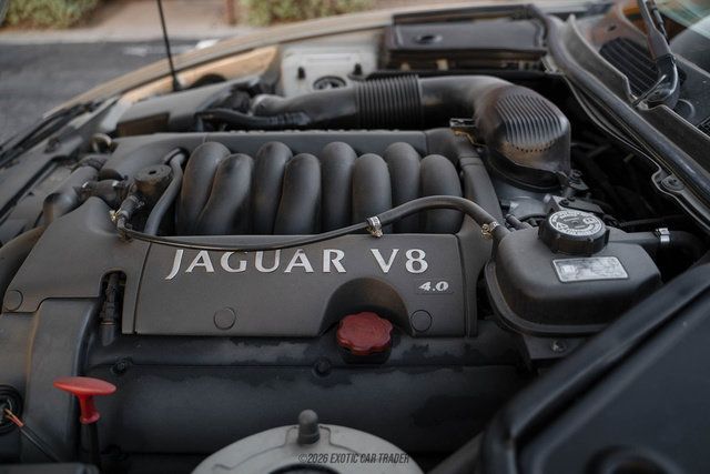 Used 2000 Jaguar XK8 Convertible RWD image 24