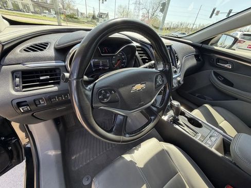 Used 2016 Chevrolet Impala LT w/ Leather Package FWD image 11