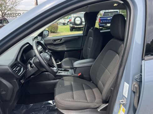 Used 2023 Ford Escape Active AWD/4WD image 13