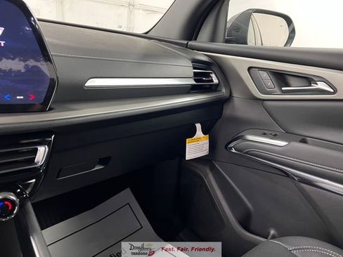 New 2026 Chevrolet Traverse LT w/ Sun and Wheel Package FWD image 44