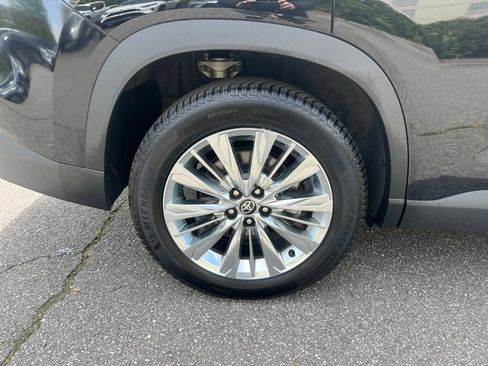 Used 2024 Toyota Grand Highlander Platinum image 26