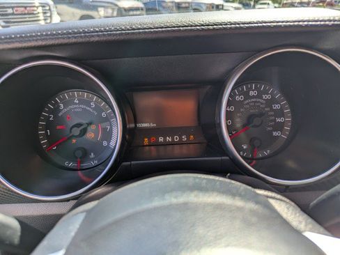 Used 2018 Ford Mustang Coupe RWD image 15