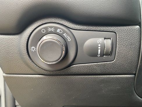 Used 2024 Dodge Durango GT image 14