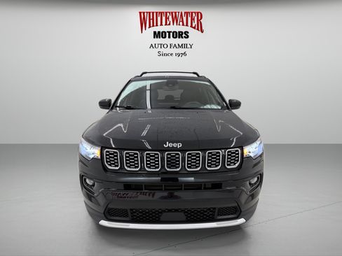 Used 2024 Jeep Compass Limited AWD/4WD image 6