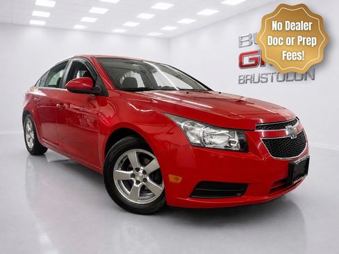 Used 2014 Chevrolet Cruze LT FWD image 1