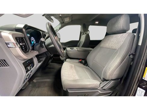 Used 2024 Ford F450 XLT w/ FX4 Off-Road Package AWD/4WD image 12