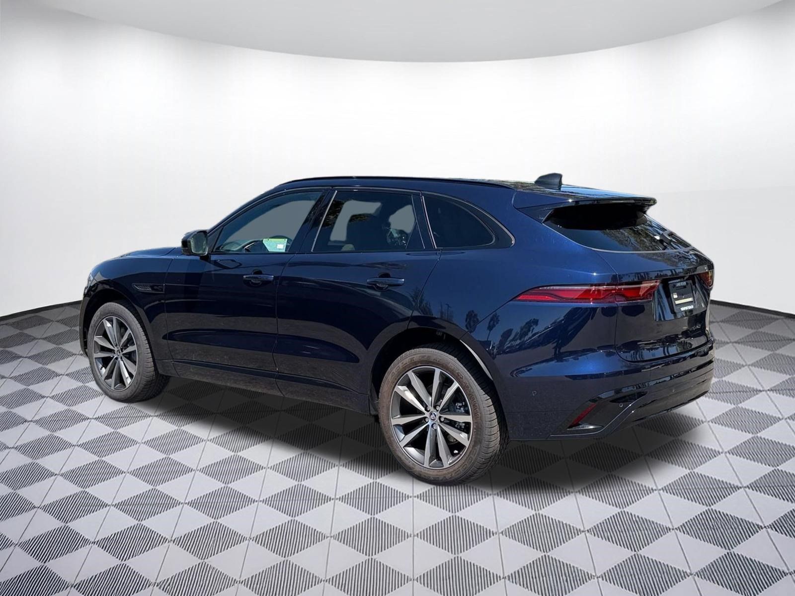 New 2026 Jaguar F-PACE R-Dynamic S AWD/4WD image 3