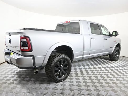 Used 2022 RAM 2500 Laramie w/ Night Edition AWD/4WD image 7