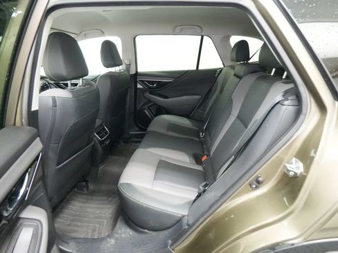 Used 2020 Subaru Outback Onyx Edition XT AWD/4WD image 17