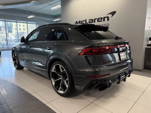 Used 2025 Audi RS Q8 performance image 3