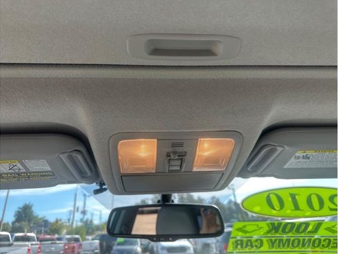 Used 2010 Toyota RAV4 Limited AWD/4WD image 18