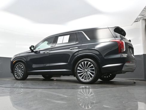 Certified 2023 Hyundai Palisade Calligraphy AWD/4WD image 32