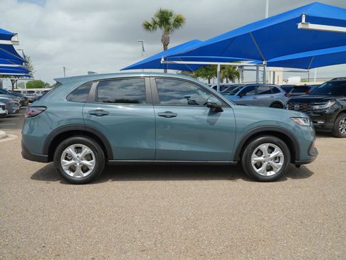 Used 2025 Honda HR-V LX image 4