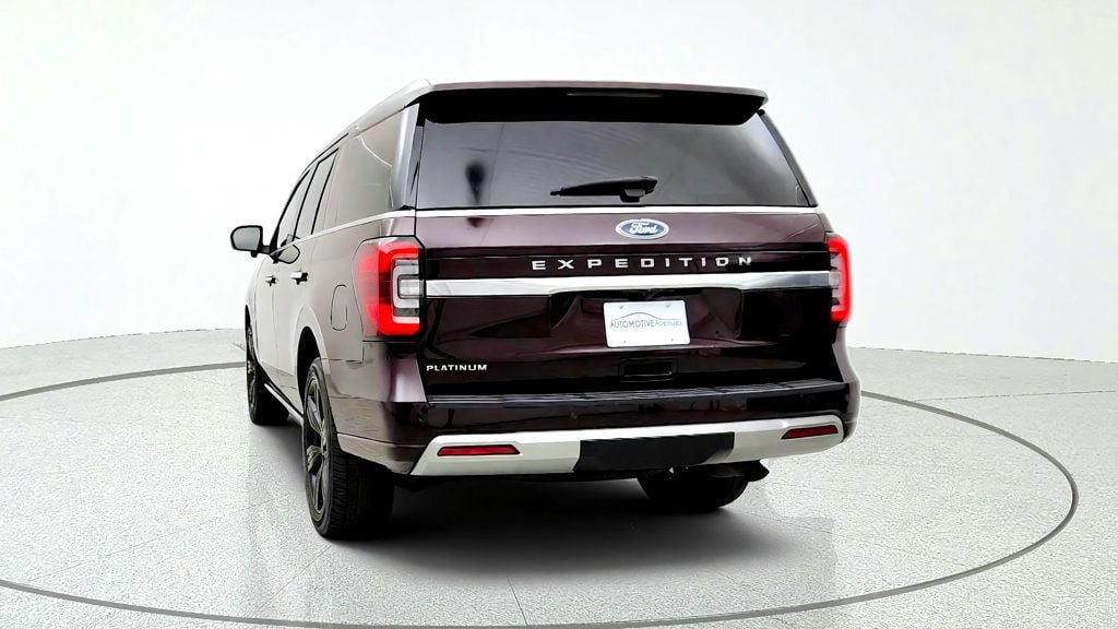 Used 2023 Ford Expedition Platinum AWD/4WD image 6