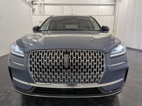 Used 2026 Lincoln Corsair Premiere image 4