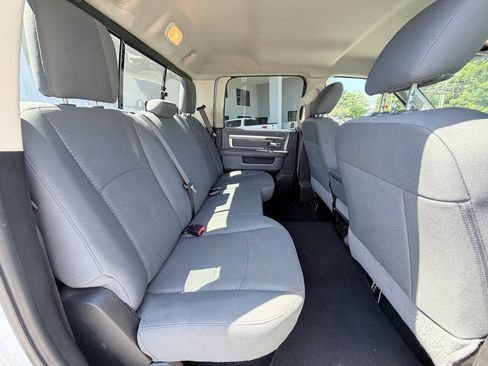 Used 2019 RAM 1500 Classic SLT AWD/4WD image 26