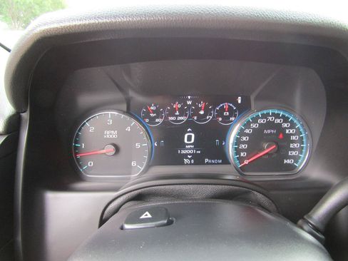Used 2016 Chevrolet Suburban LTZ RWD image 20