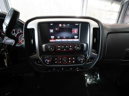 Used 2015 GMC Sierra 1500 SLE w/ SLE Value Package AWD/4WD image 17