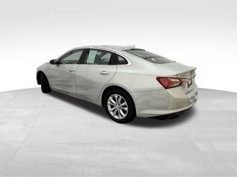 Used 2020 Chevrolet Malibu LT w/ Fleet LT Safety Plus Package image 2