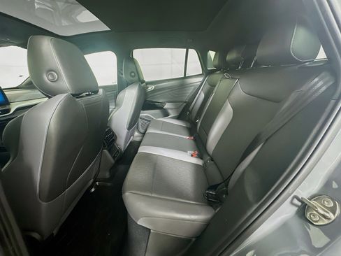 Used 2023 Volkswagen ID.4 Pro S image 29