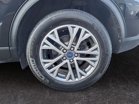 Used 2021 Ford Escape SEL image 27