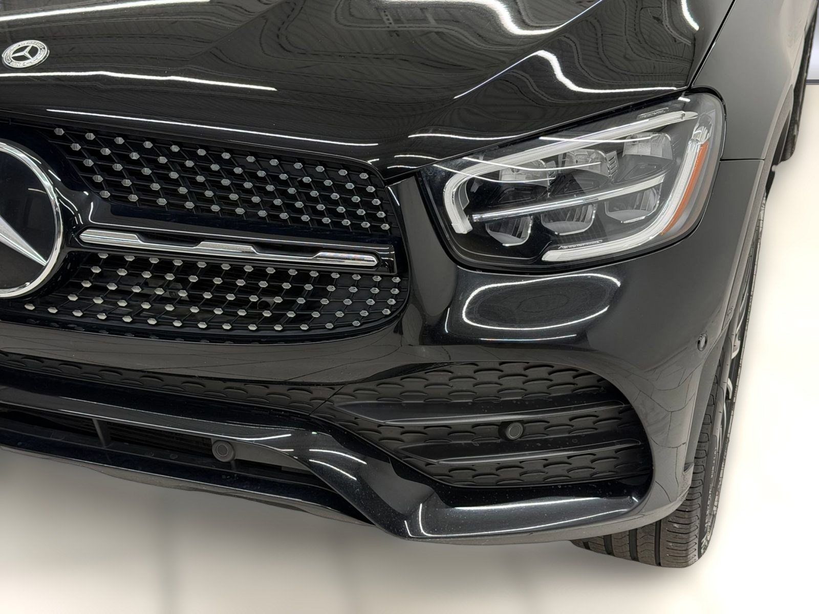 Used 2022 Mercedes-Benz GLC 300 4MATIC image 10