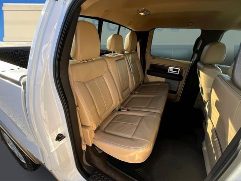 Used 2012 Ford F150 Lariat image 25