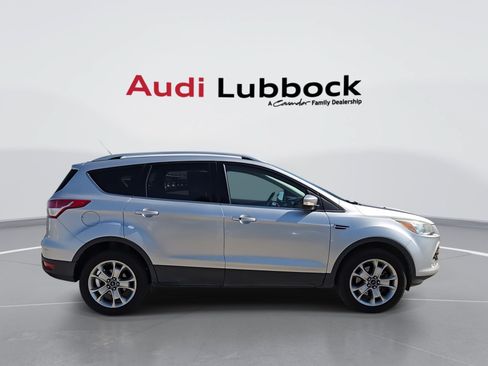 Used 2015 Ford Escape Titanium FWD image 9