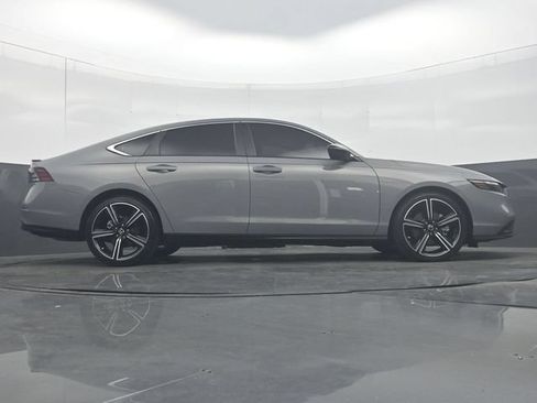 Used 2025 Honda Accord Sport image 34