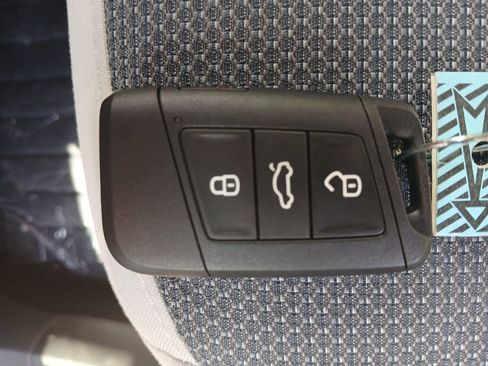 New 2025 Volkswagen Taos S image 27