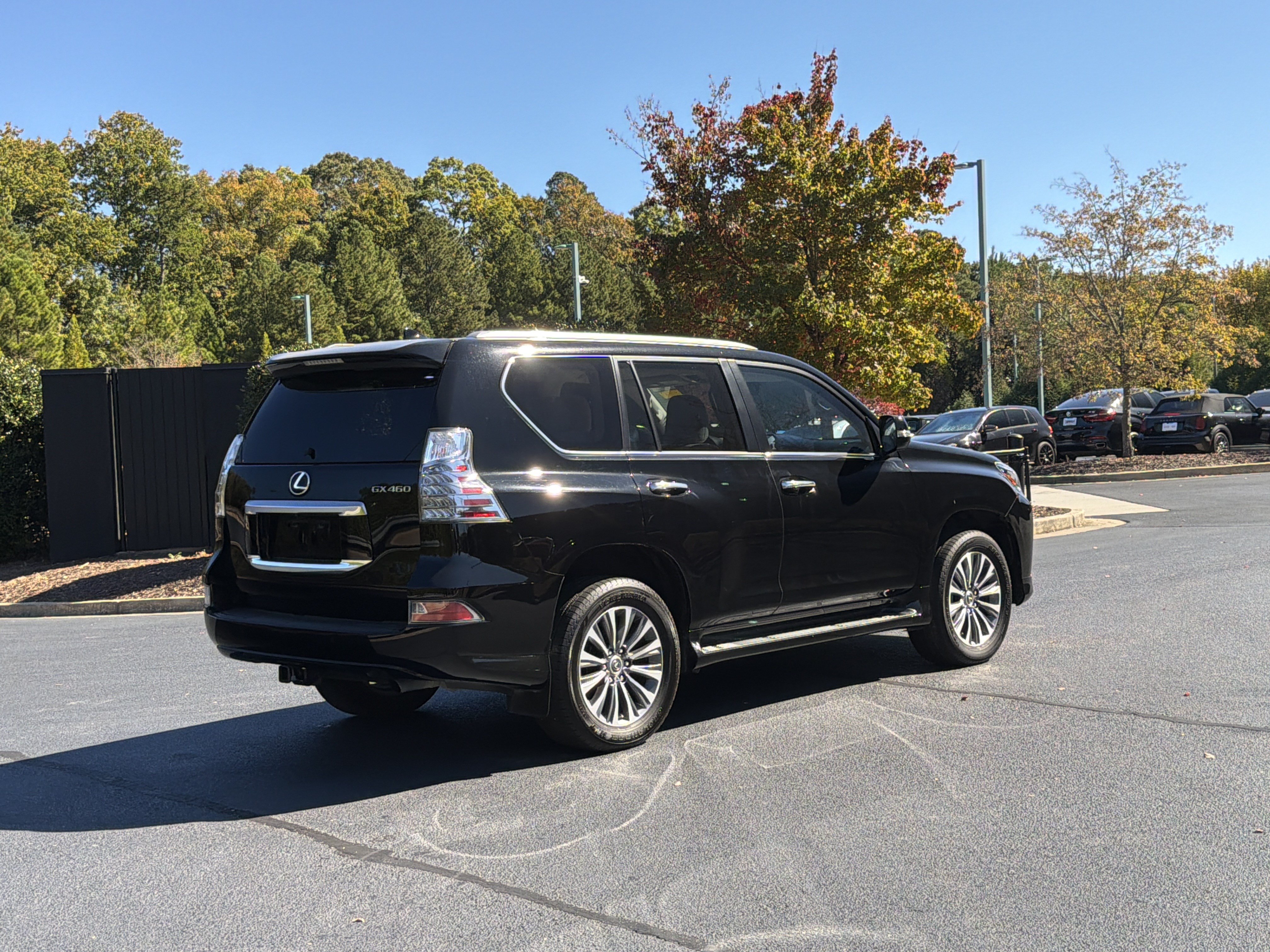 Used 2022 Lexus GX 460 Luxury w/ Off Road Package AWD/4WD image 3
