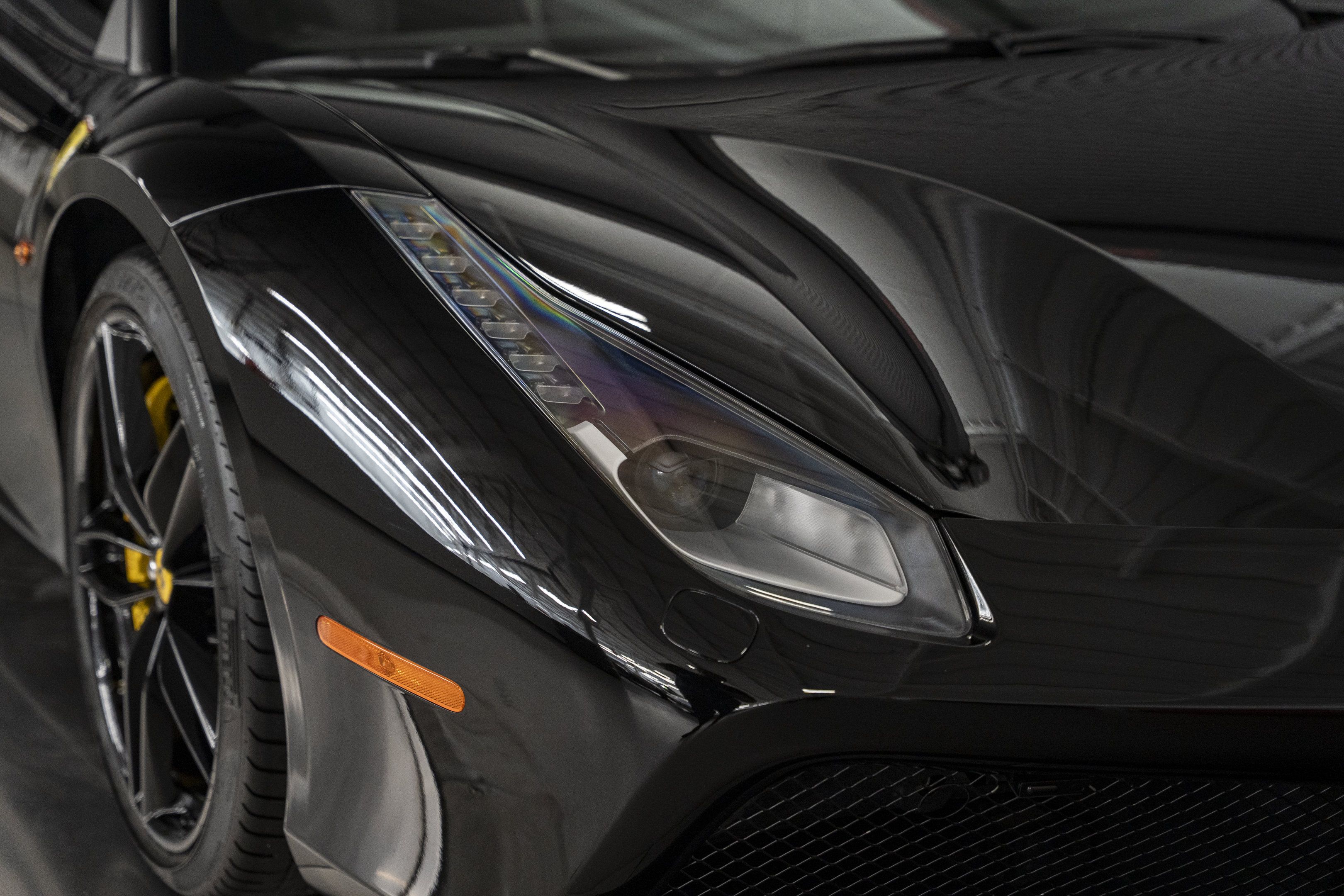 Used 2018 Ferrari 488 Spider RWD image 13