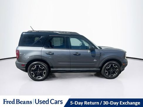 Used 2021 Ford Bronco Sport Outer Banks w/ Outer Banks Package image 9