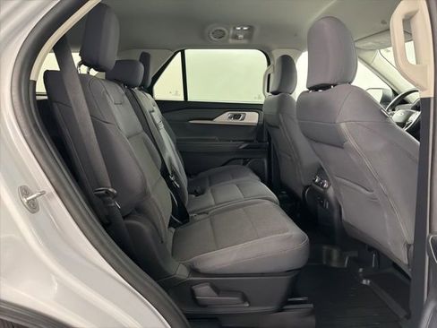 Used 2025 Ford Explorer Active image 14