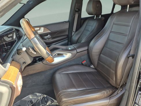 Used 2020 Mercedes-Benz GLS 450 4MATIC image 22