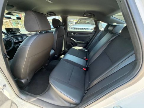 Used 2022 Honda Civic Sport image 11
