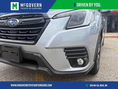 Used 2024 Subaru Forester Limited AWD/4WD image 9