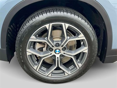 Used 2021 BMW X1 xDrive28i w/ Convenience Package image 11