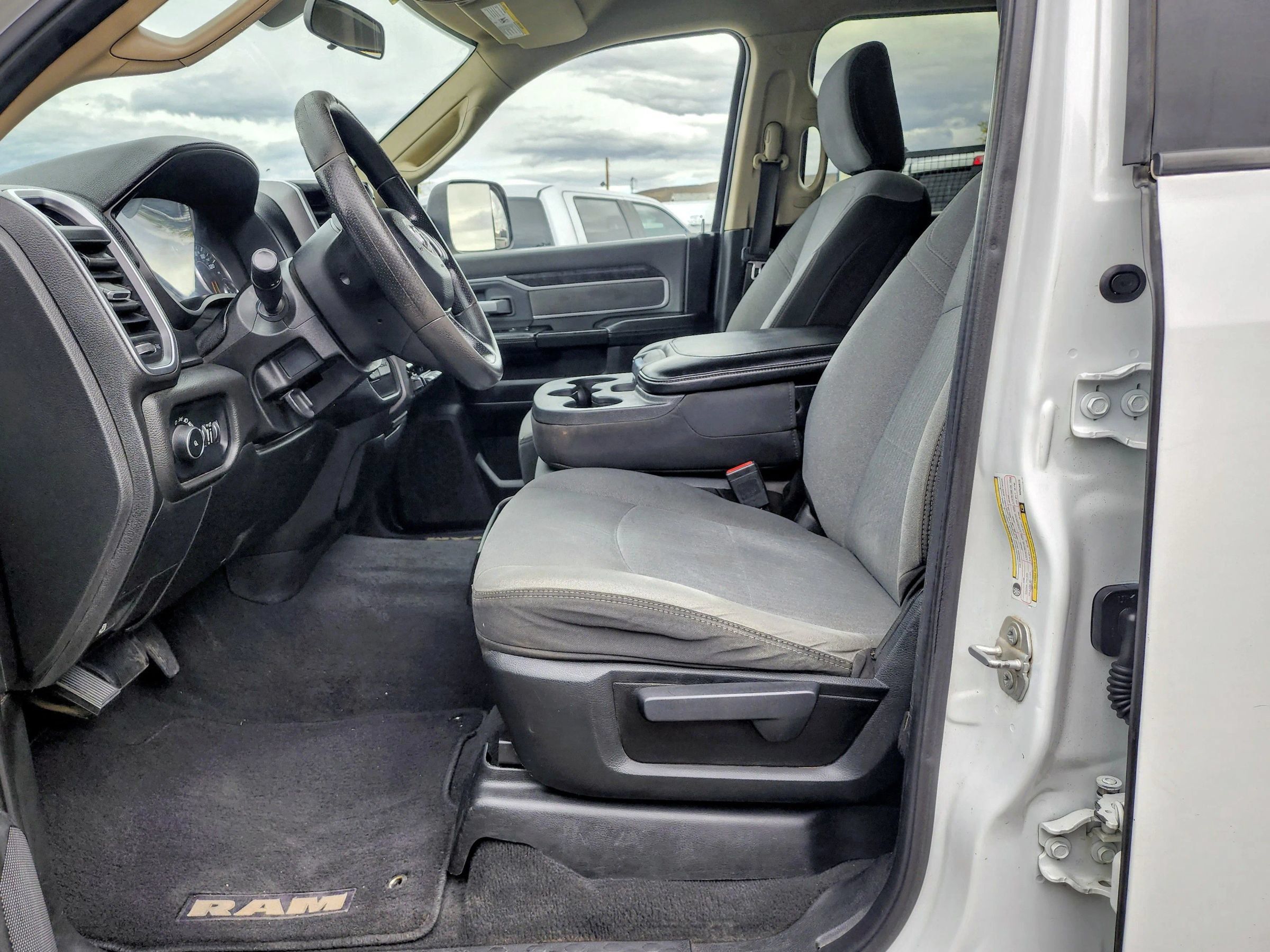 Used 2019 RAM 2500 Big Horn AWD/4WD image 14