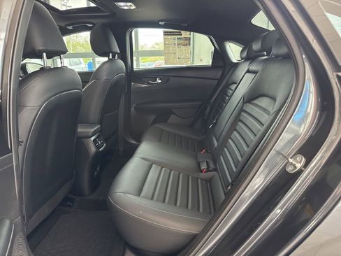 Used 2024 Kia Forte GT-Line w/ GT-Line Premium Package image 13