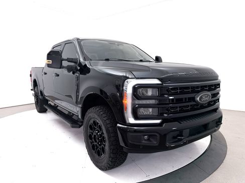 Used 2023 Ford F250 Lariat w/ Lariat Ultimate Package AWD/4WD image 14
