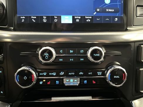 Used 2024 Ford F150 Lariat image 19