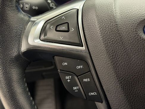 Used 2022 Ford Edge SEL w/ Convenience Package AWD/4WD image 14