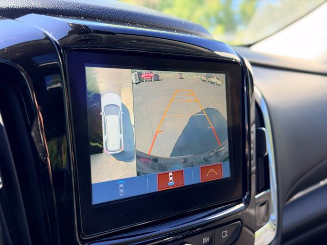 Used 2018 Chevrolet Traverse Premier AWD/4WD image 15