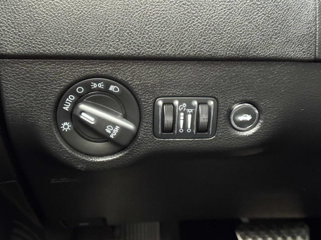 Used 2023 Dodge Charger Scat Pack RWD image 12